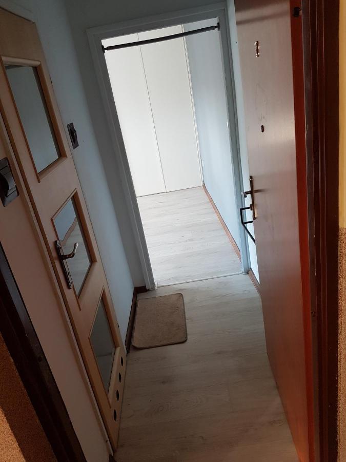 Mieszkanie Jednopokojowe Boleslawiec W Centrum - Wymagana Kaucja Zwrotna Apartment Exterior photo